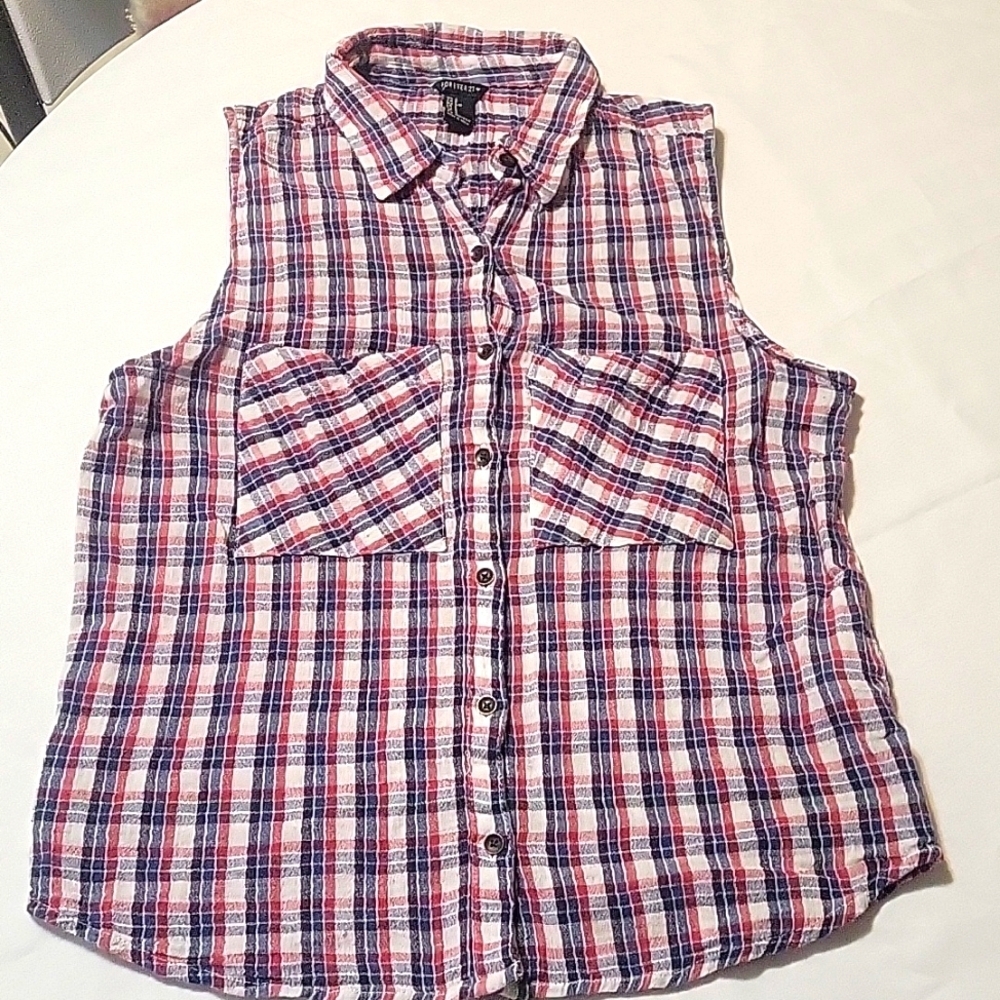 Forever 21 sleeveless flannel shirt
